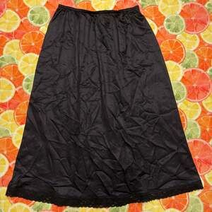 Vintage Warner's Perfect Measure Black Nylon Lace Hem Half Slip Skirt Coquette S